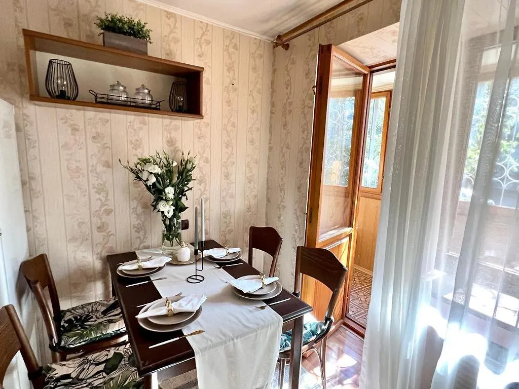 Ауэзова Retro Apartment Almaty Kazakhstan